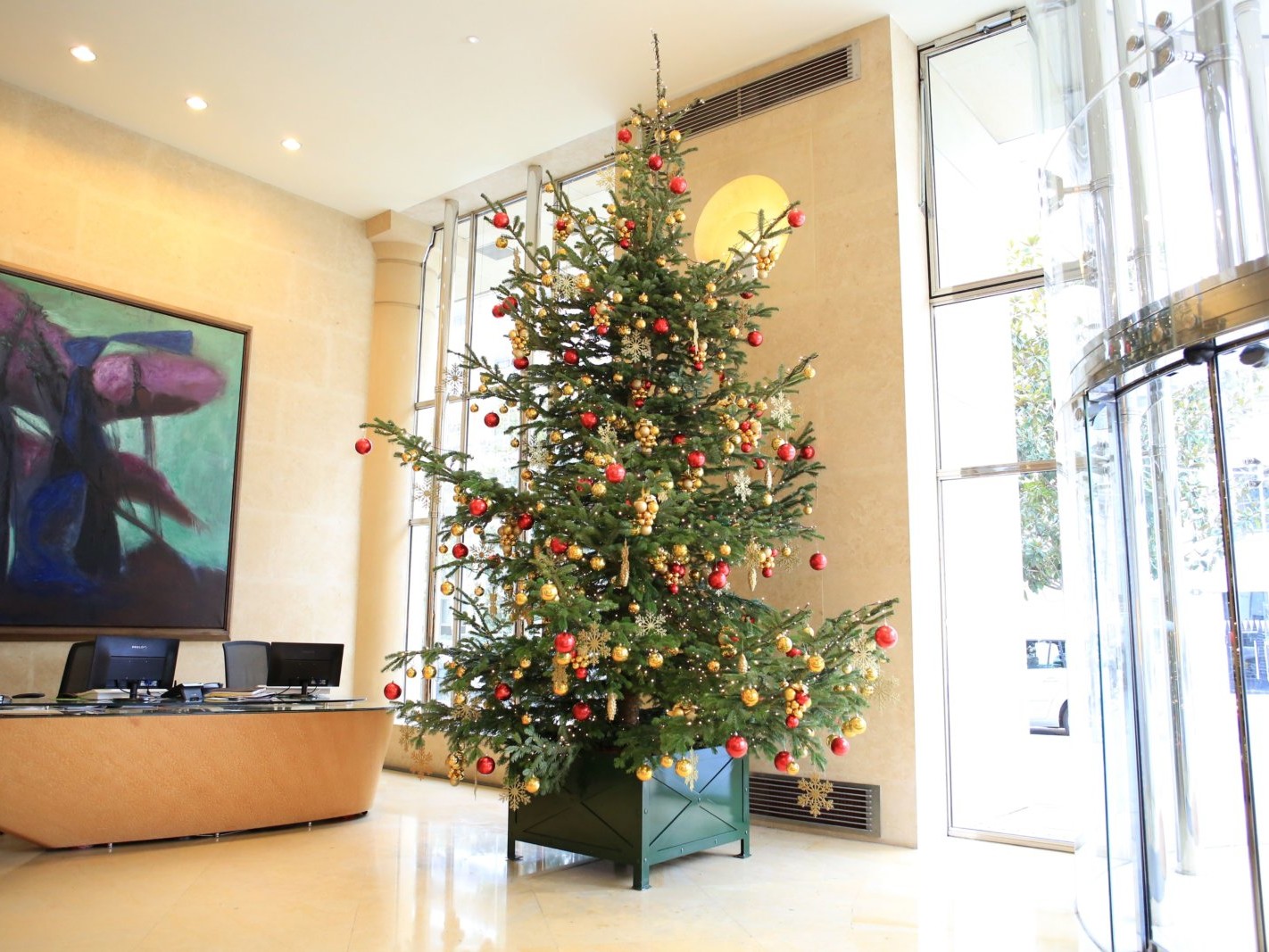 Décoration de Noël pour entreprise à Paris