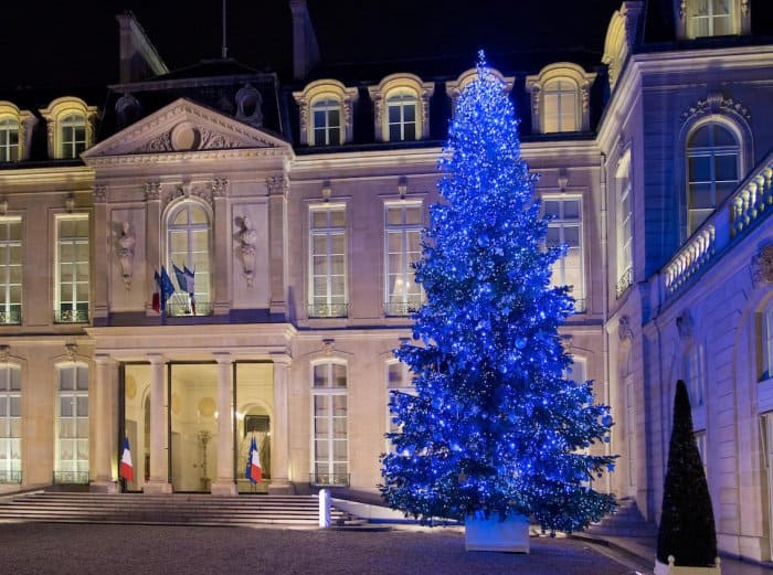 Sapin, décoration de Noël et ambiance lumineuse - Entreprises et institutions